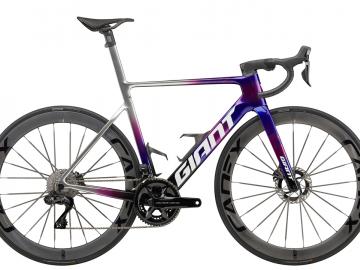 Next-Gen Bikes Lead GIANT